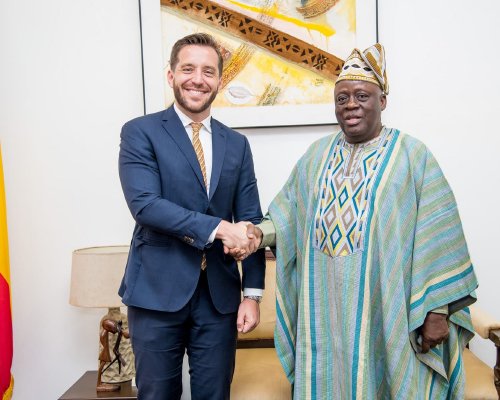 Le Chargé d Affaires de Luxembourg près le Bénin reçu par VLAVONOU